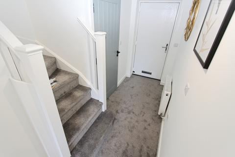 3 bedroom semi-detached house to rent, Tulip Street, Beeston, NG9