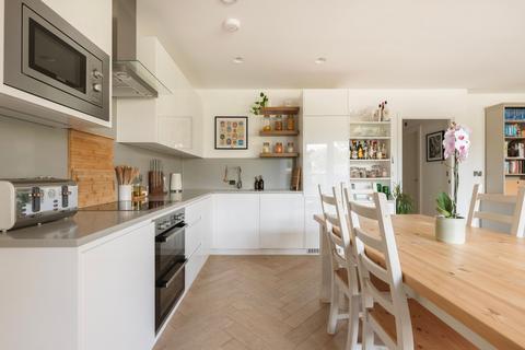 2 bedroom apartment for sale, Bell Foundry Close, Croydon CR0