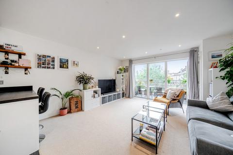 1 bedroom flat for sale, Kingston Road, Raynes Park, London, SW20