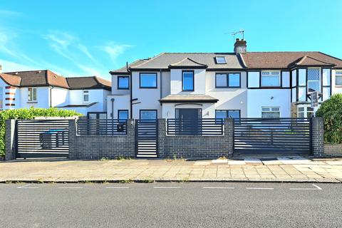 undefined, Queens Walk, London NW9