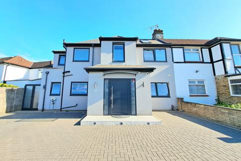 undefined, Queens Walk, London NW9