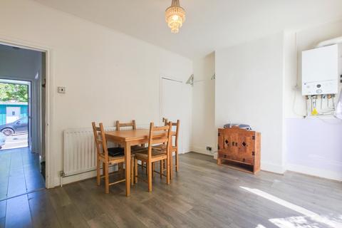 2 bedroom terraced house to rent, Riverdale Road, London, SE18