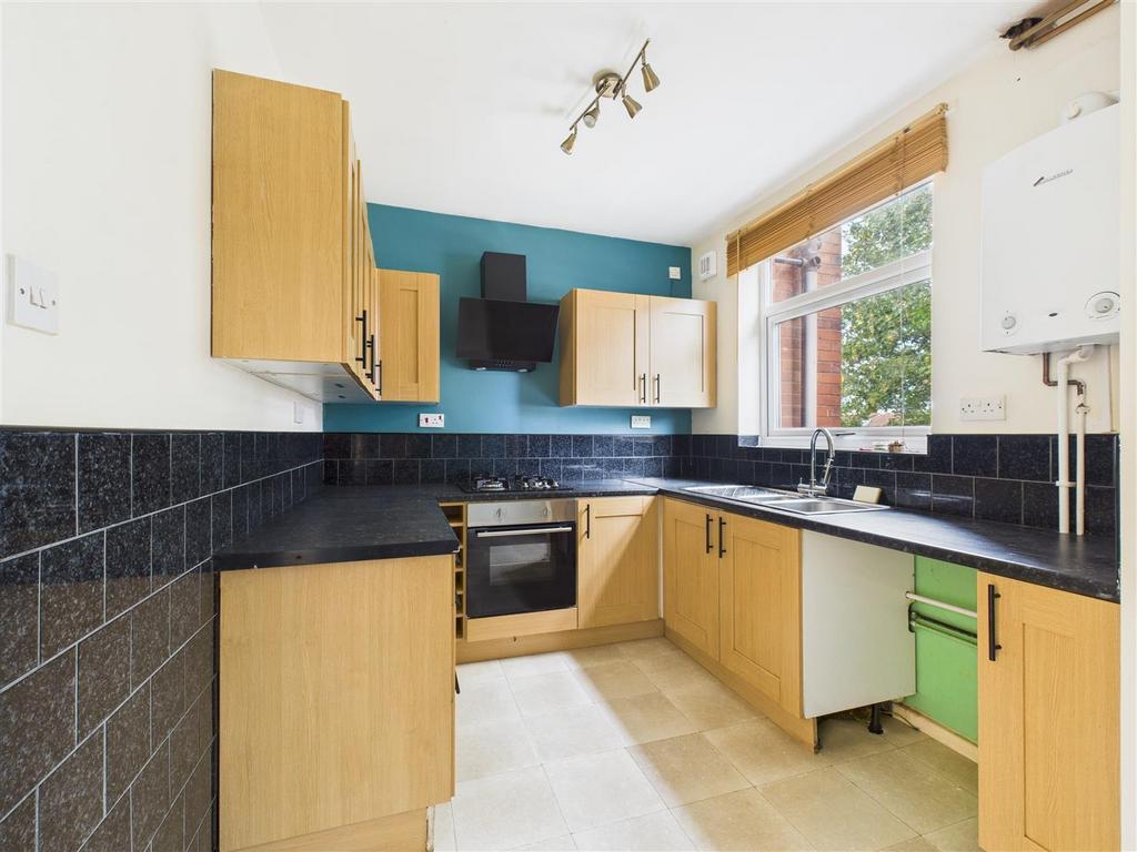 CAM05207 G0-PR0050-STILL008.jpg