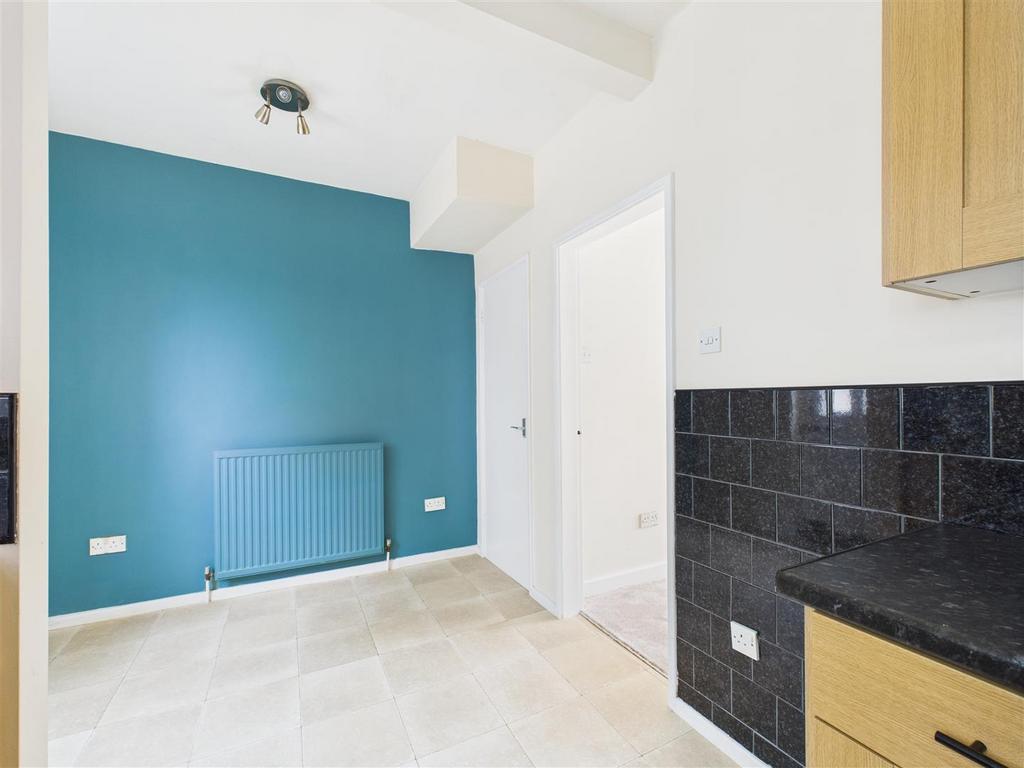 CAM05207 G0-PR0050-STILL010.jpg