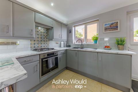 3 Roach Close, Brierley Hill, DY5 1LR