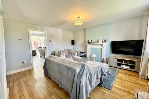 undefined, Beaulieu View, Mapplewell, S75 6FL