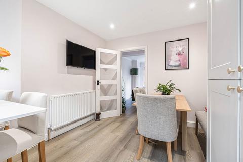 57 The Glade, Coulsdon, CR5 1SS