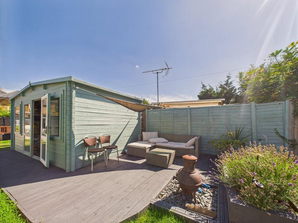 Garden Room 1