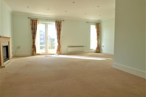 2 bedroom apartment to rent, Harsfold Road, Rustington Littlehampton BN16