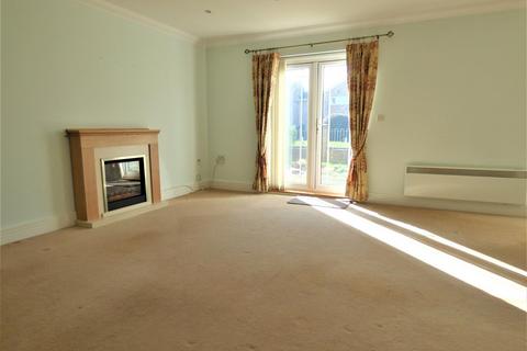 2 bedroom apartment to rent, Harsfold Road, Rustington Littlehampton BN16