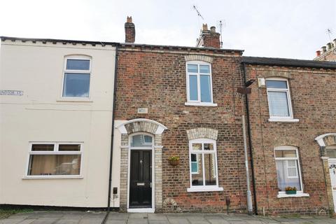 2 bedroom terraced house to rent, Windsor Street, South Bank