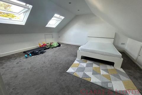 4 bedroom end of terrace house for sale, Ilford IG3