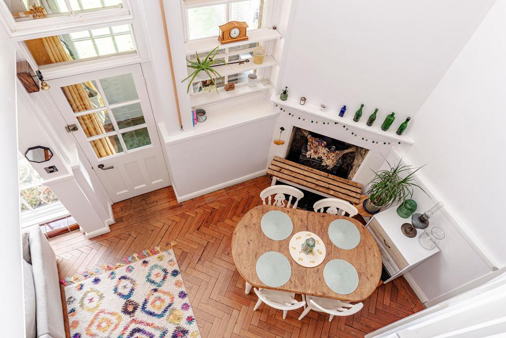 Kitchen/Living/Dining Room (11)