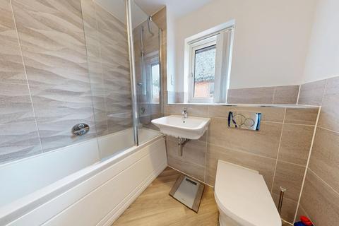 2 Buildwas Close, Daventry, NN11 2PF