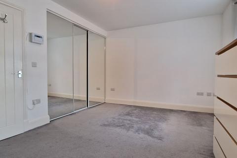 1 bedroom flat to rent, Leytonstone, London E11