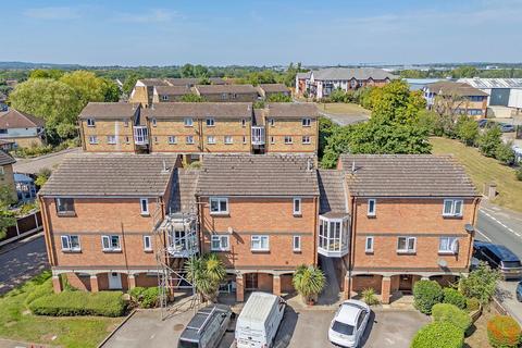 35 Calvert Drive, Basildon, SS13 1TB