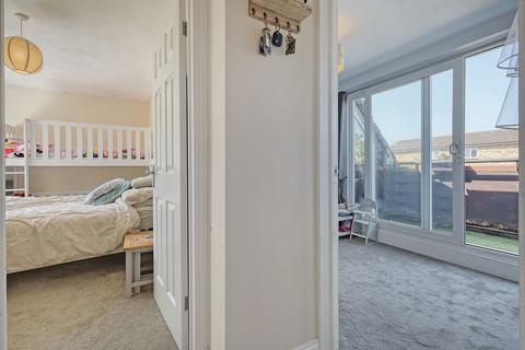 35 Calvert Drive, Basildon, SS13 1TB