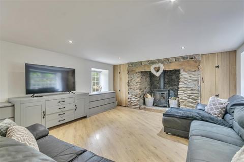7 bedroom country house for sale, Selattyn Road, Glyn Ceiriog, Llangollen