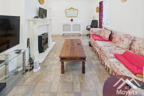3 bedroom bungalow for sale, Lammack Road, Blackburn. Lancs. BB 1 8JW