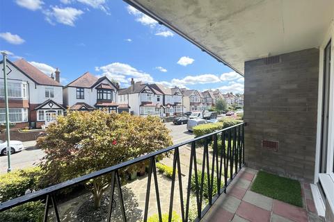 undefined, Salisbury Road, Carshalton SM5
