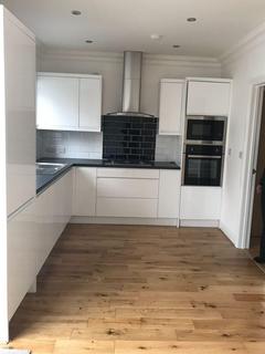 undefined, Stradbroke Grove, IG5