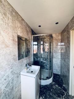 undefined, Stradbroke Grove, IG5
