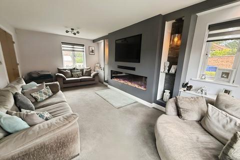 undefined, Mayfields Court, Grimsby DN41