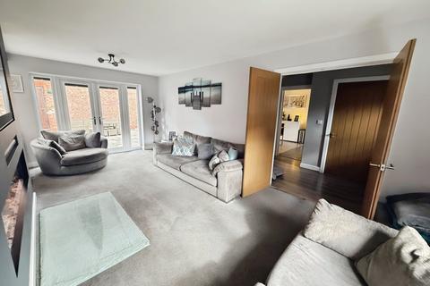 undefined, Mayfields Court, Grimsby DN41