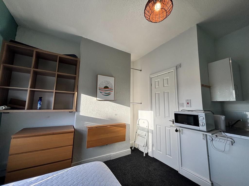 Flat 3