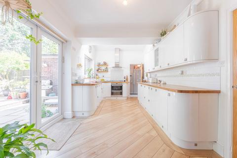25 Boldmere Drive, Sutton Coldfield, B73 5ES