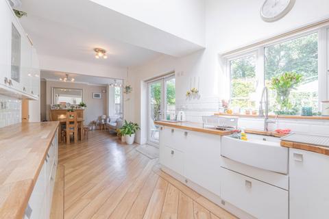 25 Boldmere Drive, Sutton Coldfield, B73 5ES
