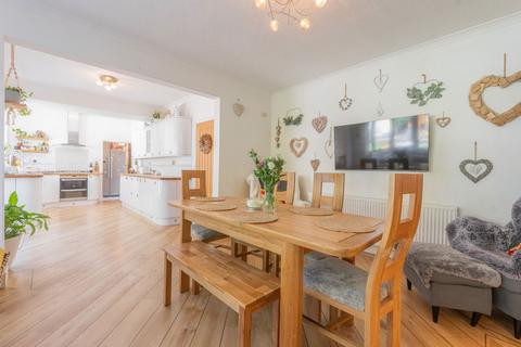 25 Boldmere Drive, Sutton Coldfield, B73 5ES