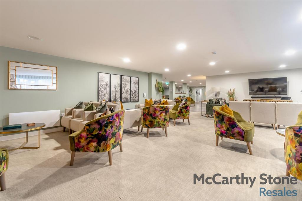 8669159-interior03.jpg