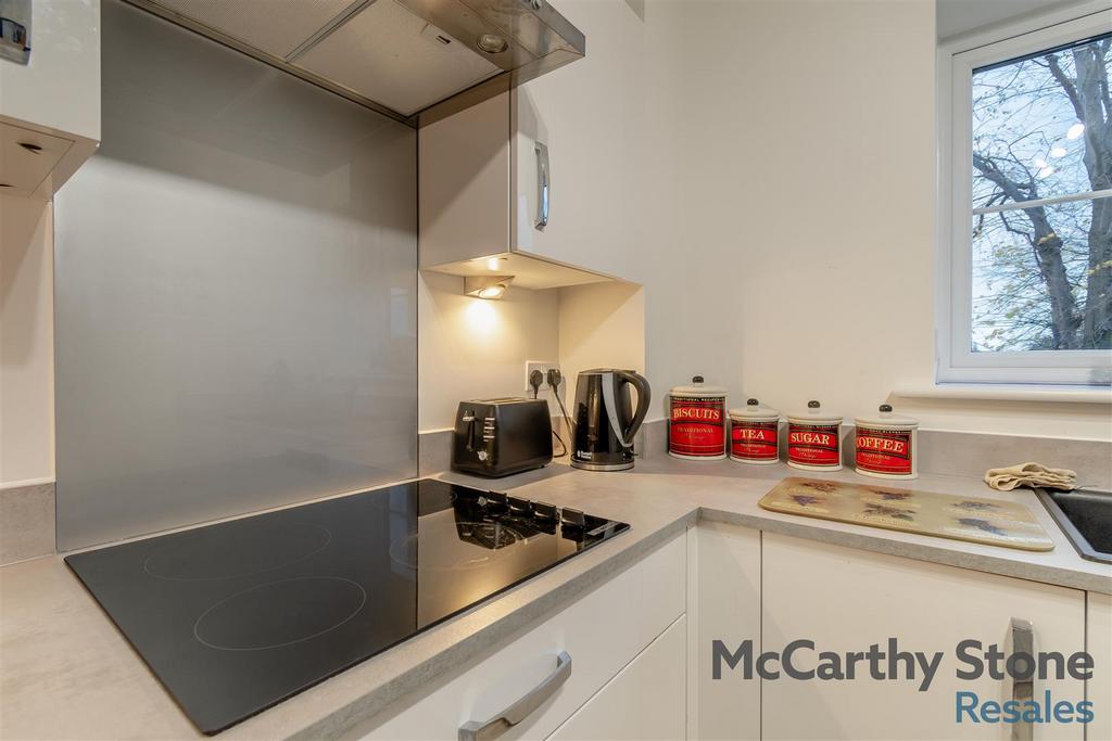 8669159-interior23.jpg