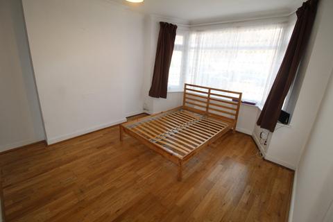 3 bedroom semi-detached house for sale, Calder Gardens, Edgware, HA8