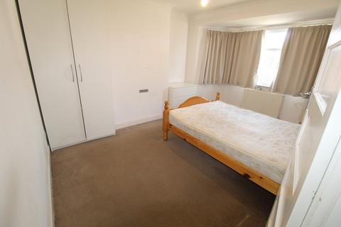 45 Calder Gardens, Edgware, HA8 5PR