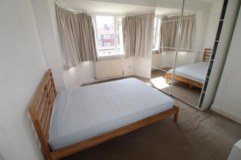 45 Calder Gardens, Edgware, HA8 5PR