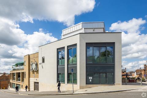 Property to rent, Tunsgate Guildford GU1 3QZ
