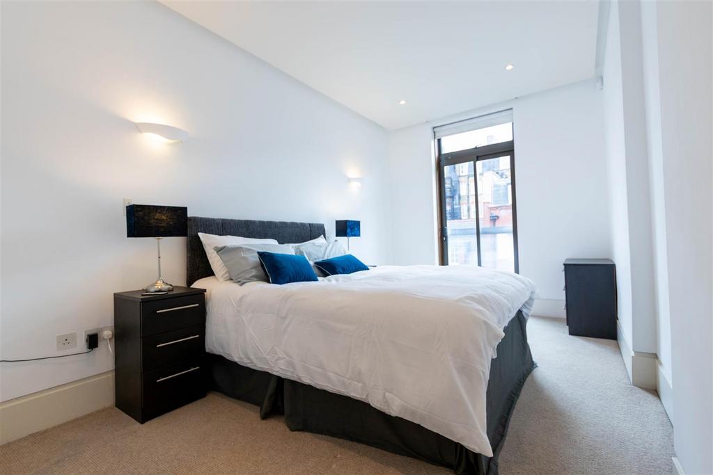Bedroom 1.jpg