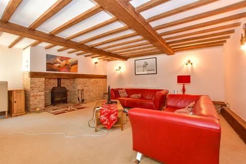 2 bedroom barn conversion for sale, Lower Road, Sutton Valence, Maidstone, Kent