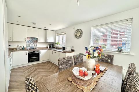 211 Damselfly Road, Northampton, NN4 9EY