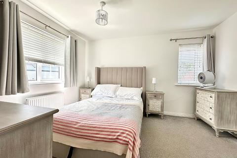 211 Damselfly Road, Northampton, NN4 9EY