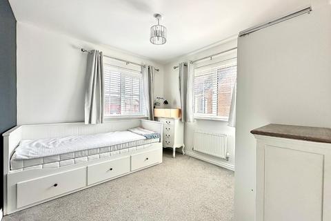 211 Damselfly Road, Northampton, NN4 9EY