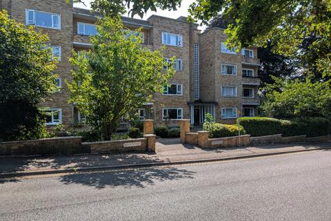 3 bedroom flat for sale, Barclay Mansions, St. Valerie Road, Bournemouth
