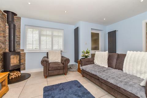 undefined, Rushford Close, Headcorn, Kent