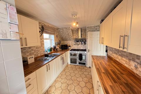 3 bedroom semi-detached house for sale, Woodlands Avenue, Talgarth, Brecon, LD3