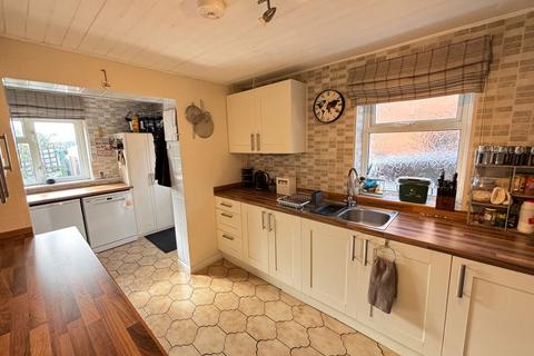 3 bedroom semi-detached house for sale, Woodlands Avenue, Talgarth, Brecon, LD3