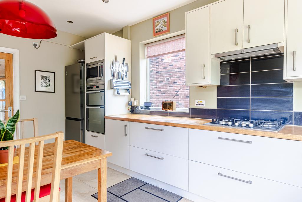 Kitchen2