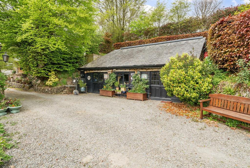 Outbuilding