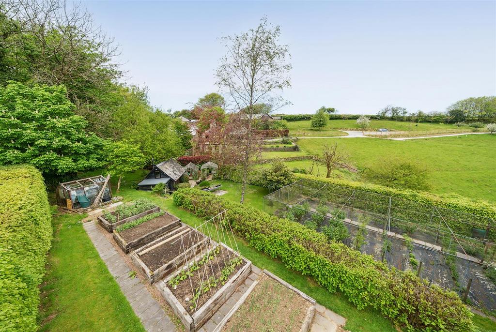 Garden &amp; Land